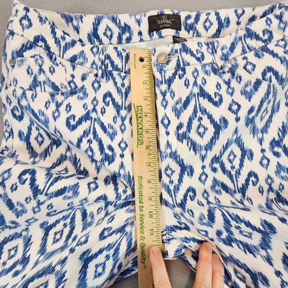 Chico's NEW So Slimming Indigo Geo Jegging Jean Antique White Southwestern Print - Picture 9 of 14